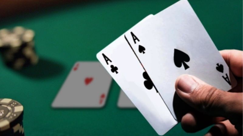 Bluff Trong Poker Là Gì | Nghệ Thuật Lừa Đối Thủ Đỉnh Cao