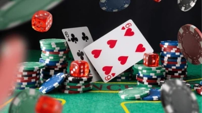 Cù Lũ Trong Poker Là Gì | Tay Bài Ăn Tiền Cực Mạnh?